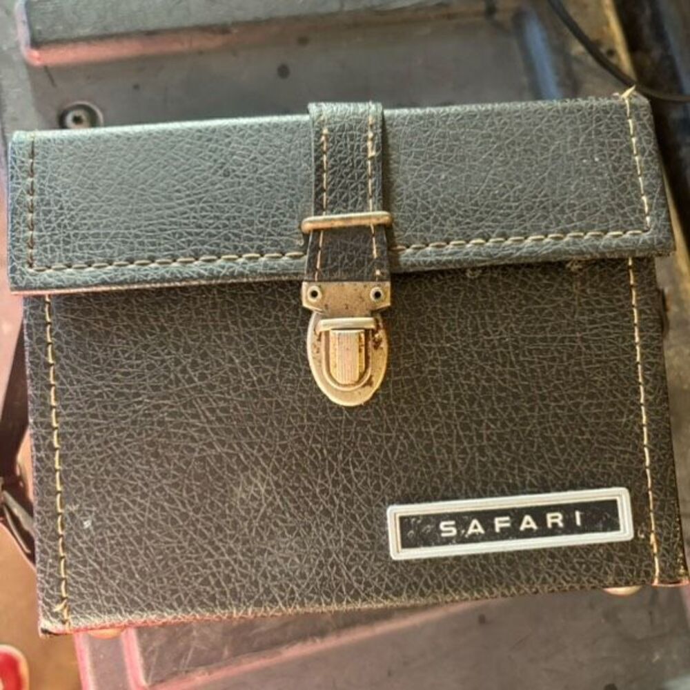 Safari Vintage Hard Camera Case With Metal Liners